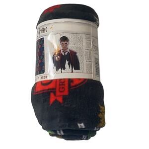 Harry Potter Hogwarts Wizard House Crests Soft Super Plush Throw Blanket 46x60